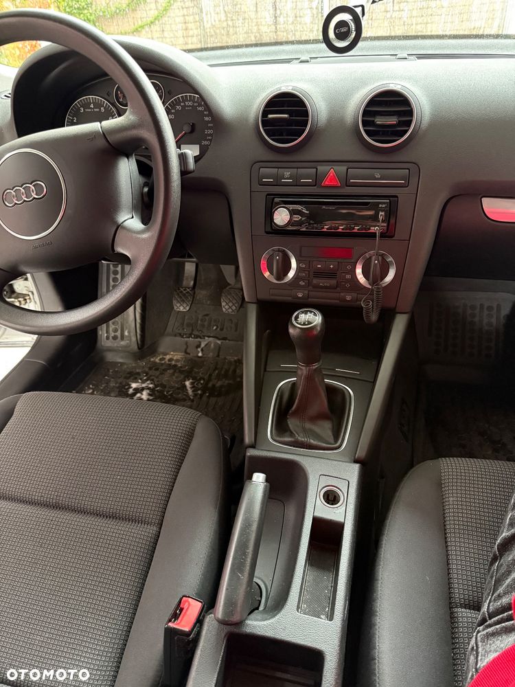 Audi A3 ver-a3-1-6-ambition - 15