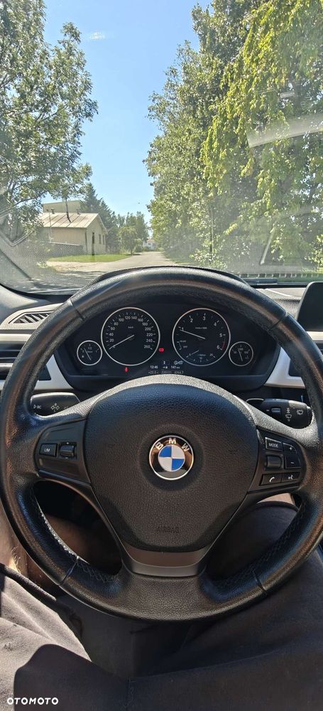 BMW Seria 3 320d - 6