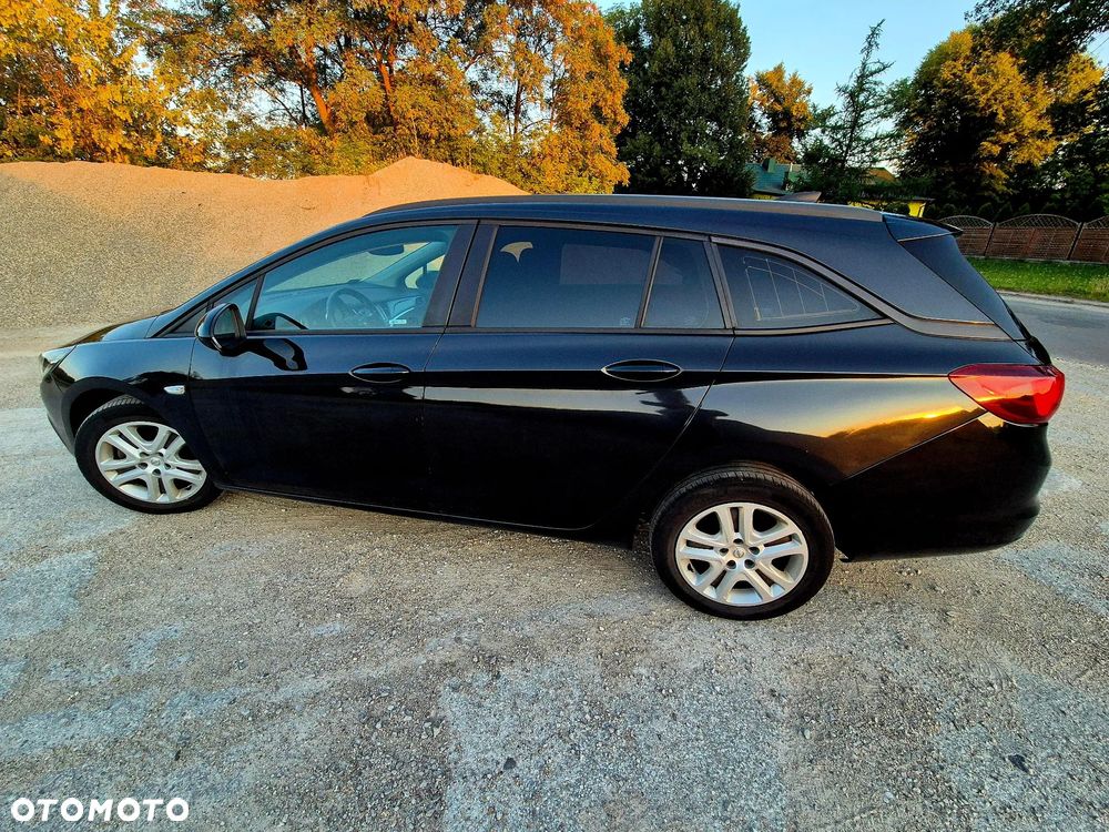 Opel Astra 1.6 CDTI DPF ecoFLEX TourerStart/Stop Exklusiv - 2