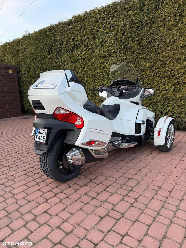Can-Am Spyder - 5