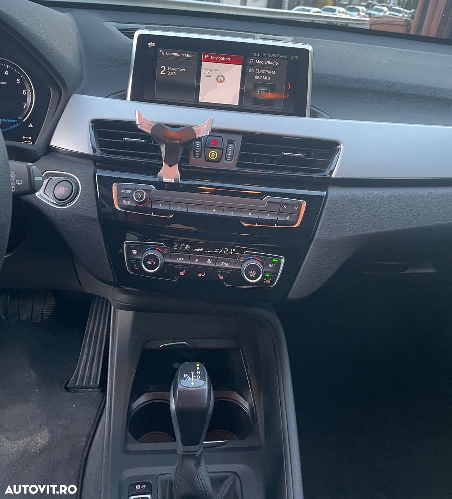 BMW X1 xDrive25e Advantage - 2