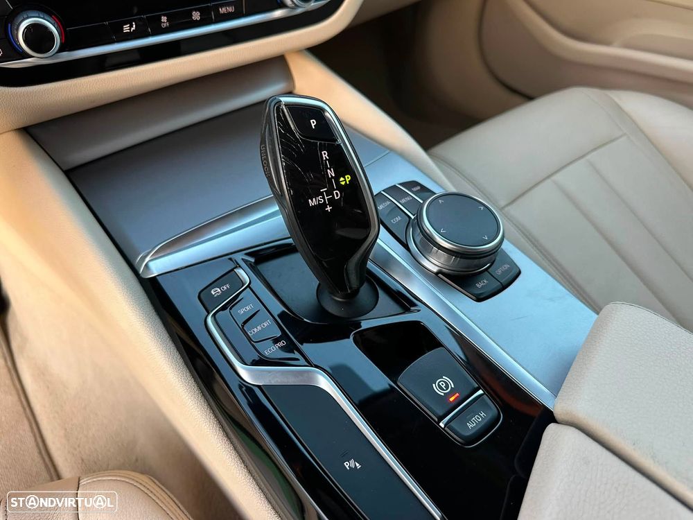 BMW 520 d Line Luxury Auto - 15