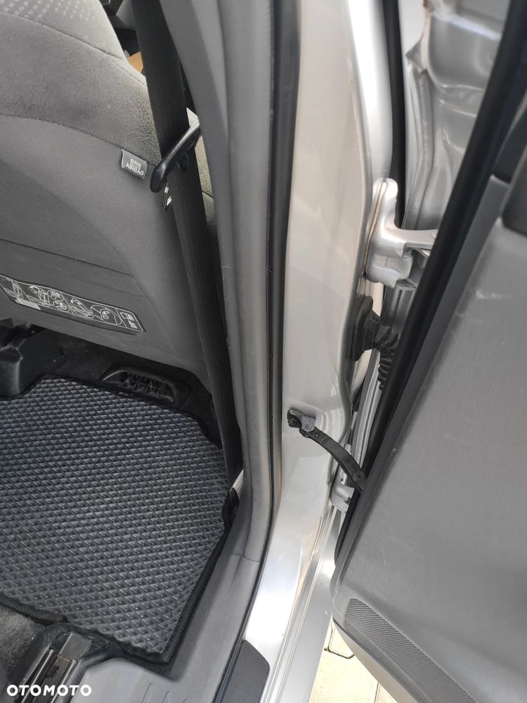Toyota Prius+ 1.8 HSD Prestige - 12