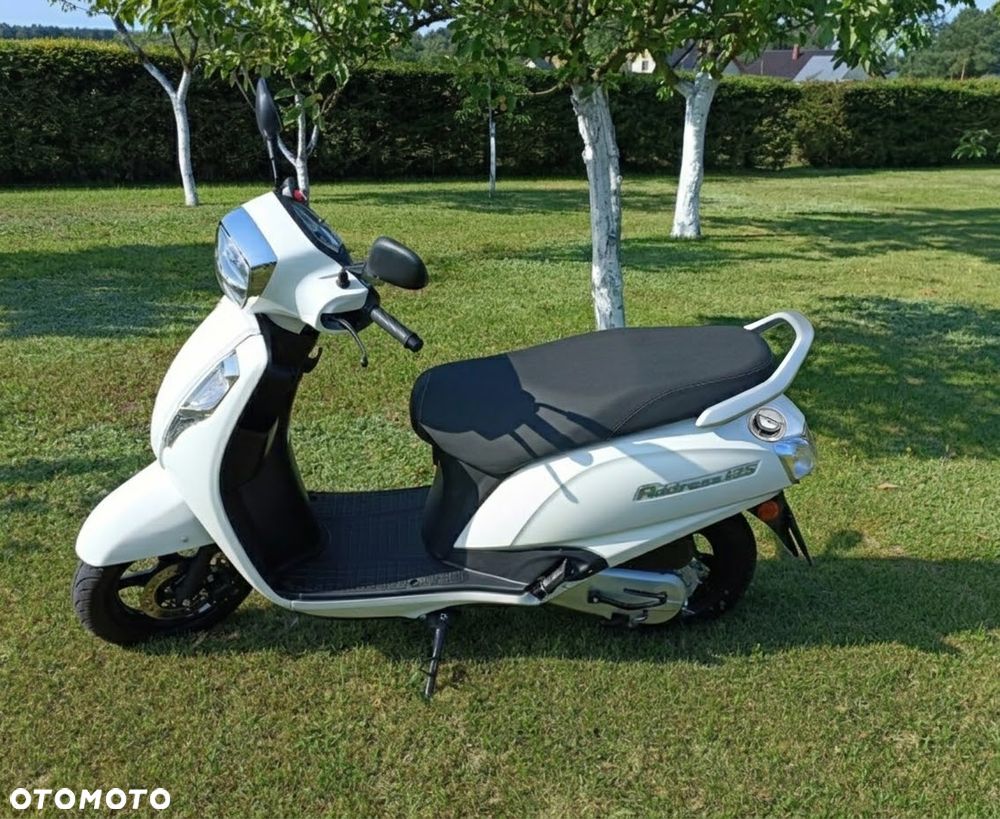 Suzuki Address - 4