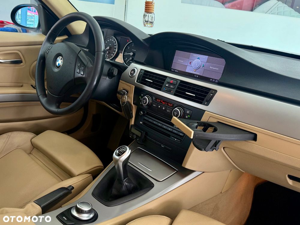 BMW Seria 3 - 33