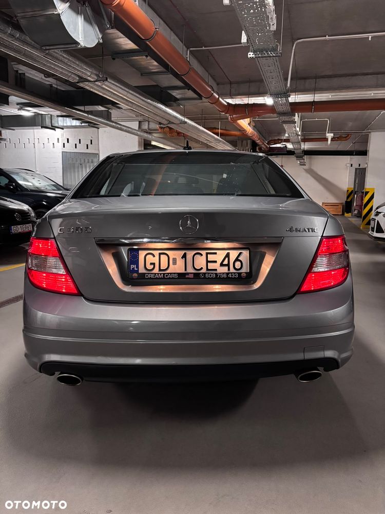 Mercedes-Benz Klasa C 300 7G-TRONIC SPORT EDITION - 6