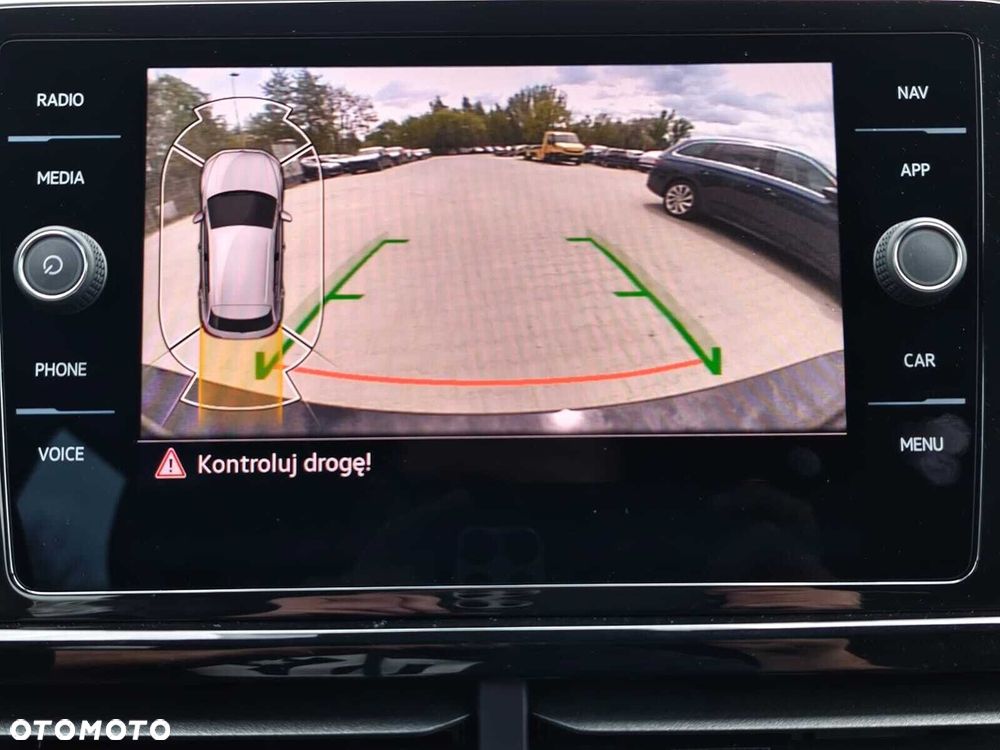 Volkswagen T-Roc 1.5 TSI R-Line DSG - 29