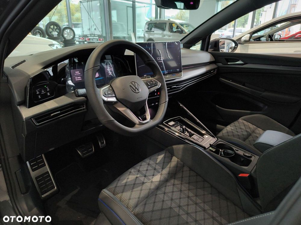 Volkswagen Golf - 15
