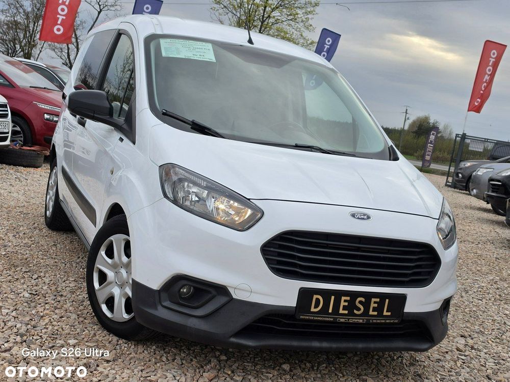 Ford Transit Courier - 3