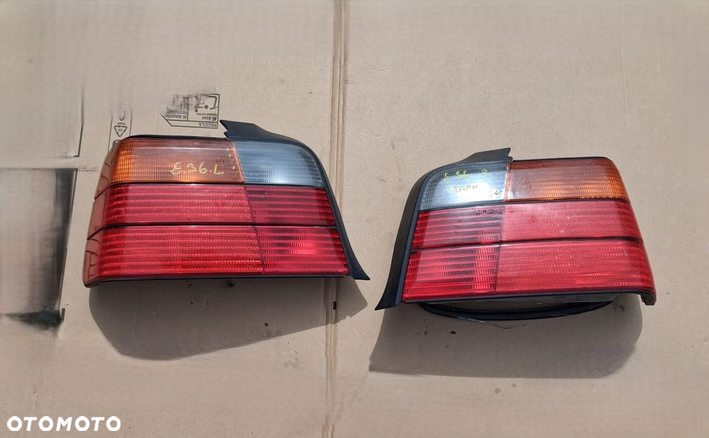 Lampa tył BMW E36  sedan  PRAWA  1387045   1387046  OE - 1