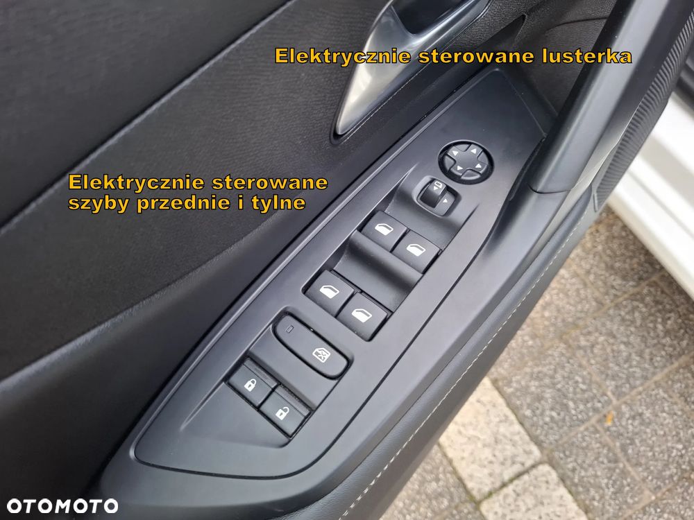 Peugeot 308 BlueHDi 130 EAT8 Allure - 29