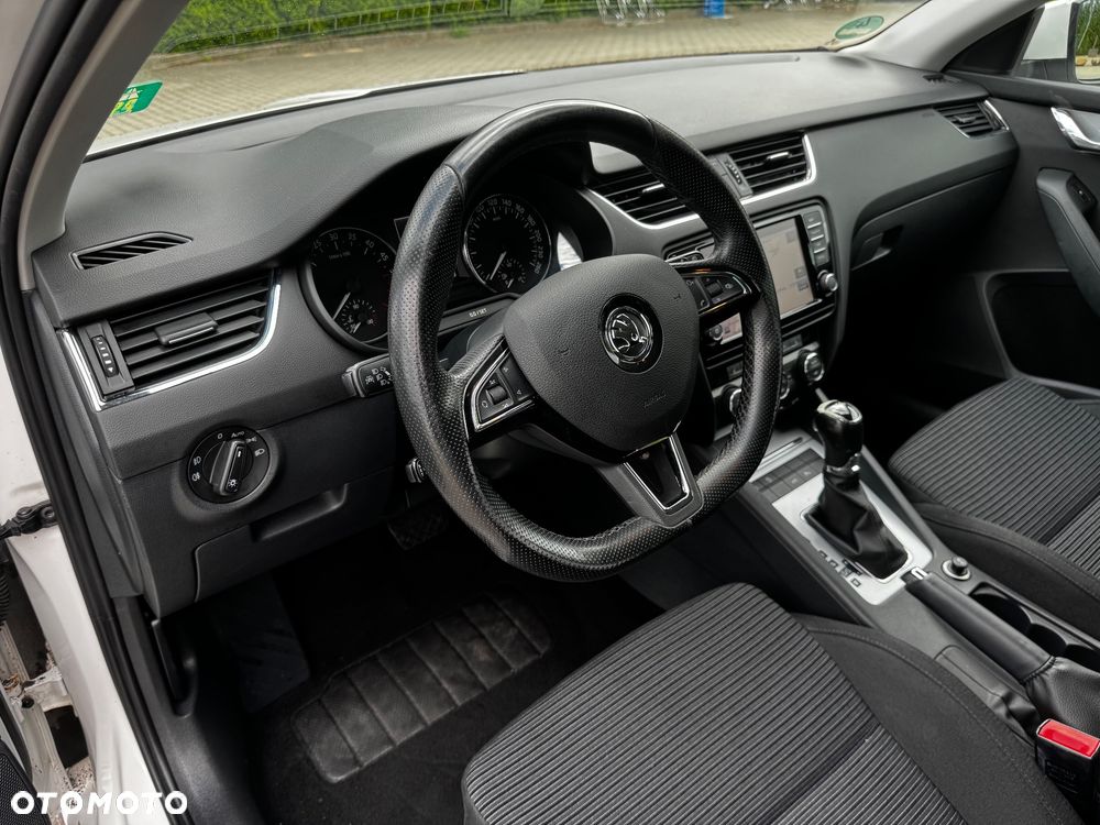 Skoda Octavia 2.0 TDI DSG Style - 13