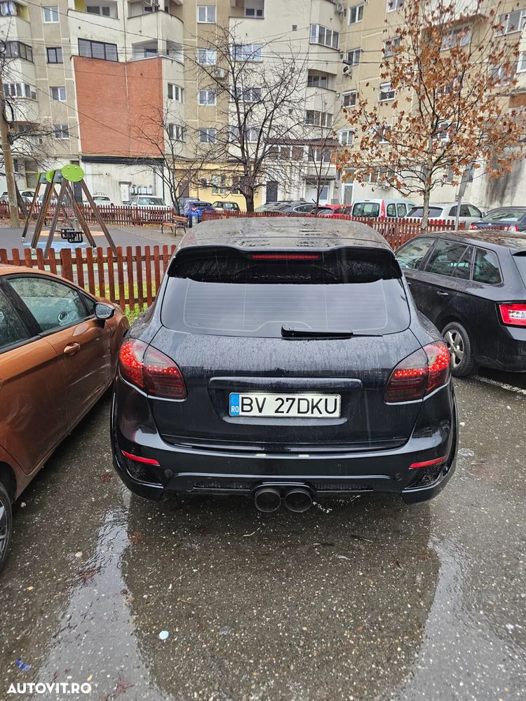 Porsche Cayenne 3.0TD TipTronic - 12