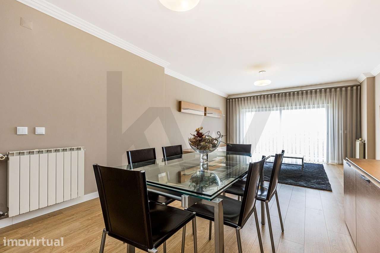 T3 com suite, varanda, 2 WC, cozinha equipada e elevador | Junto ao Ta - Grande imagem: 4/30