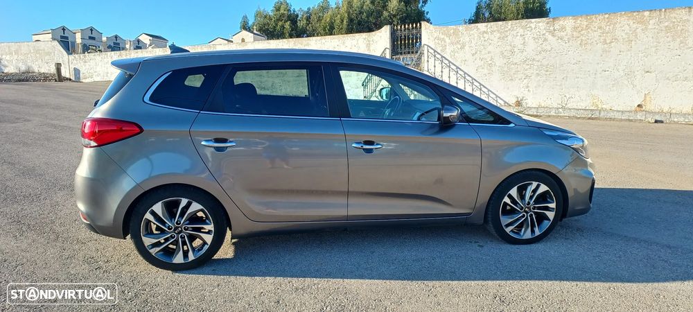 Kia Carens 1.7 CRDi ISG TX - 4