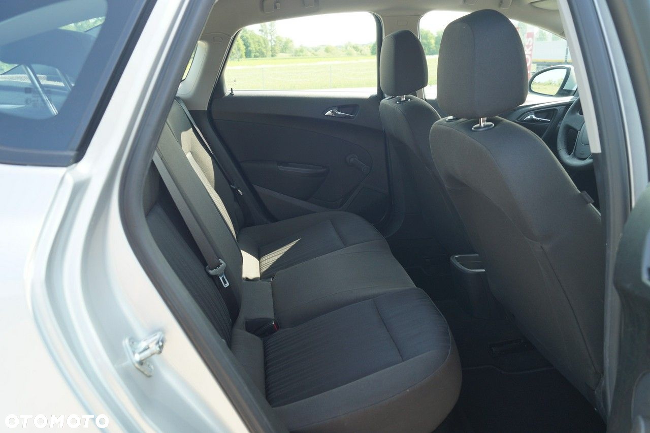Opel Astra - 21