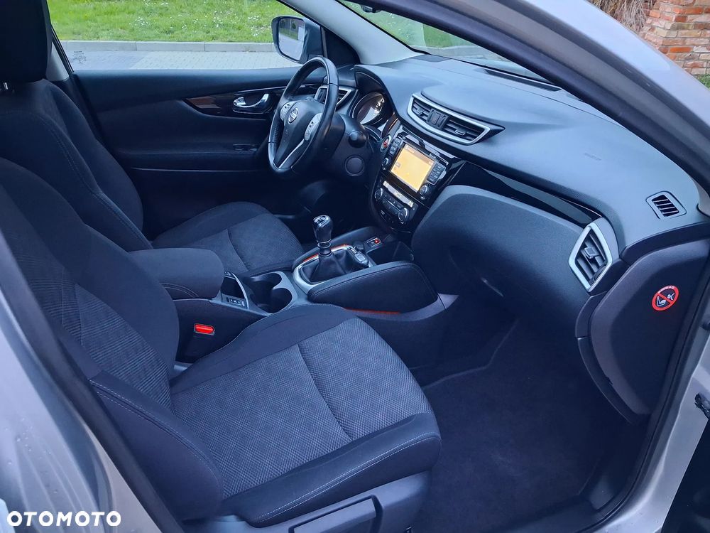 Nissan Qashqai 1.2 DIG-T Tekna EU6 - 12