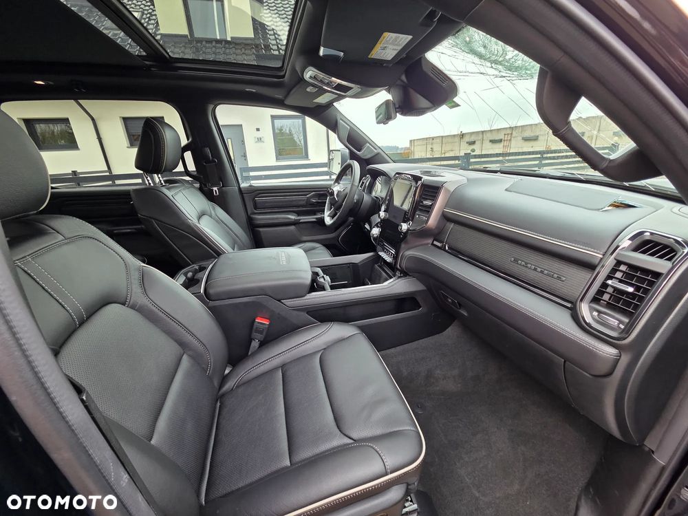 RAM 1500 Crew Cab Shortbed Limited - 29