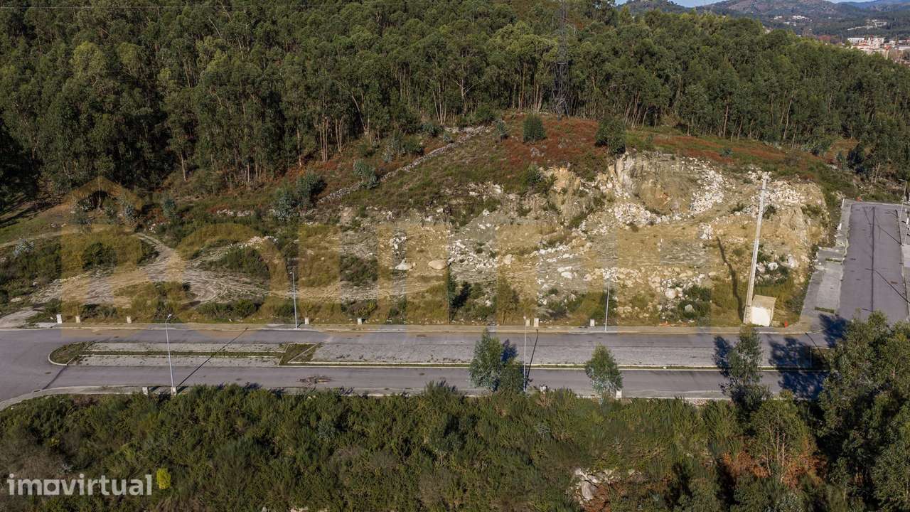 Terreno Industrial em Vilela - Grande imagem: 3/14