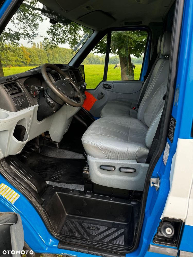 Ford Transit - 5