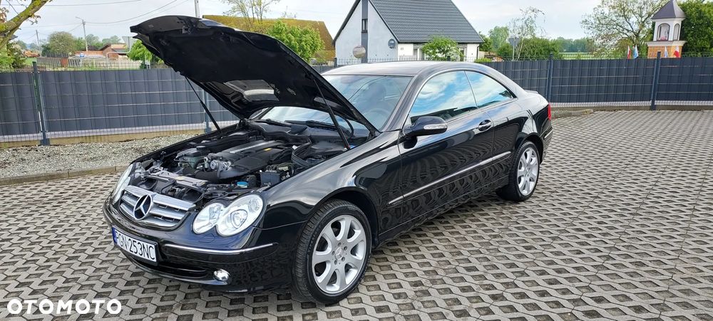 Mercedes-Benz CLK - 11