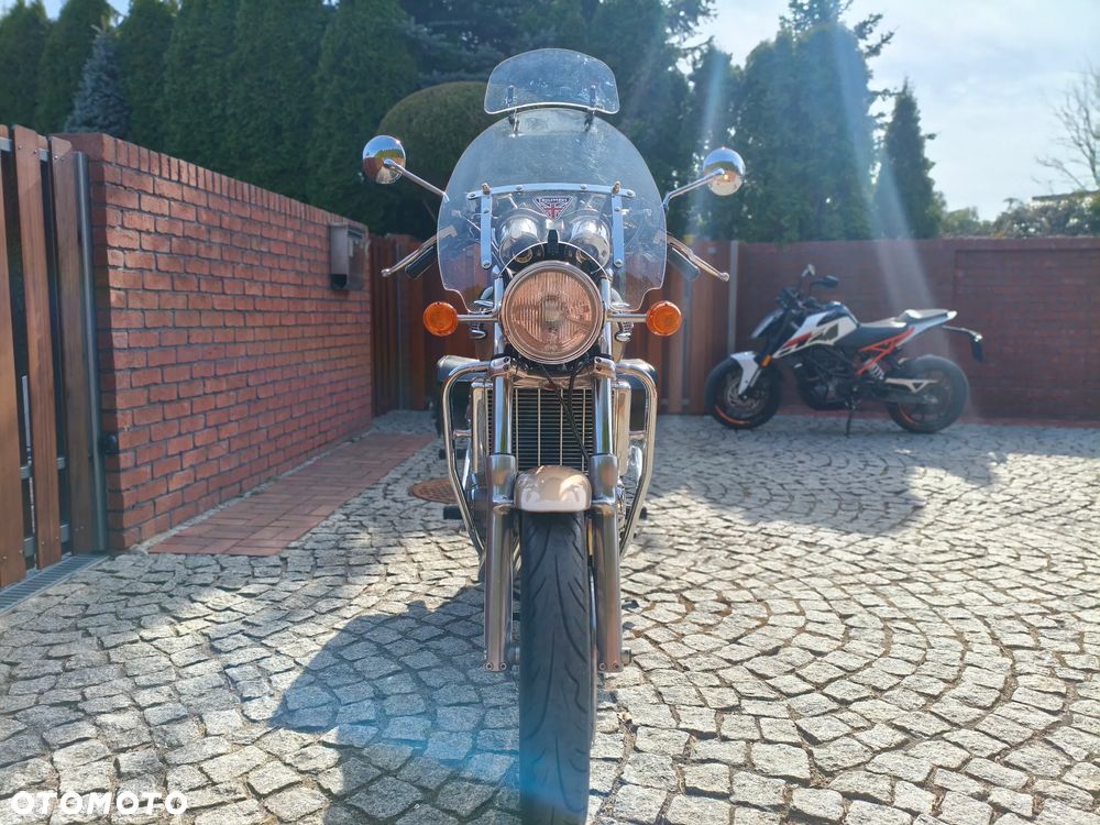 Triumph Thunderbird - 4