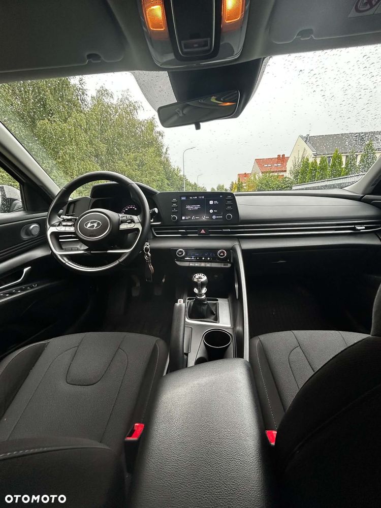 Hyundai Elantra 1.6 Modern - 11