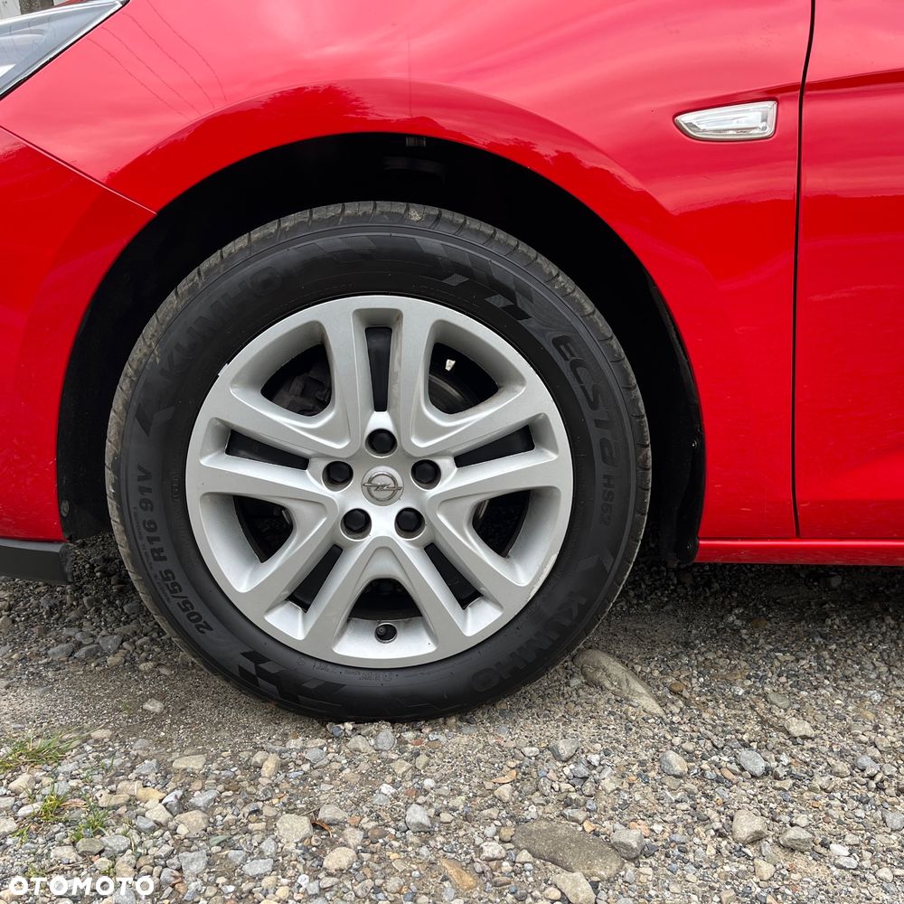 Opel Astra V 1.4 Essentia - 26