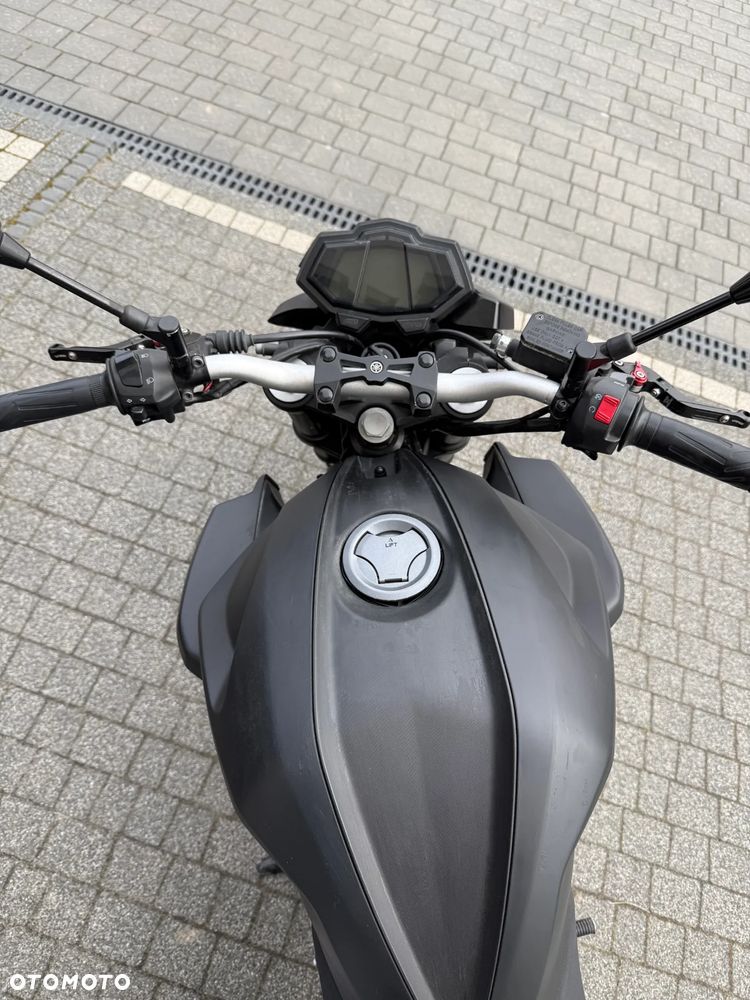Yamaha MT - 5