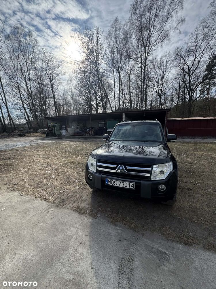 Mitsubishi Pajero 3.2 DID Mont Blanc - 2