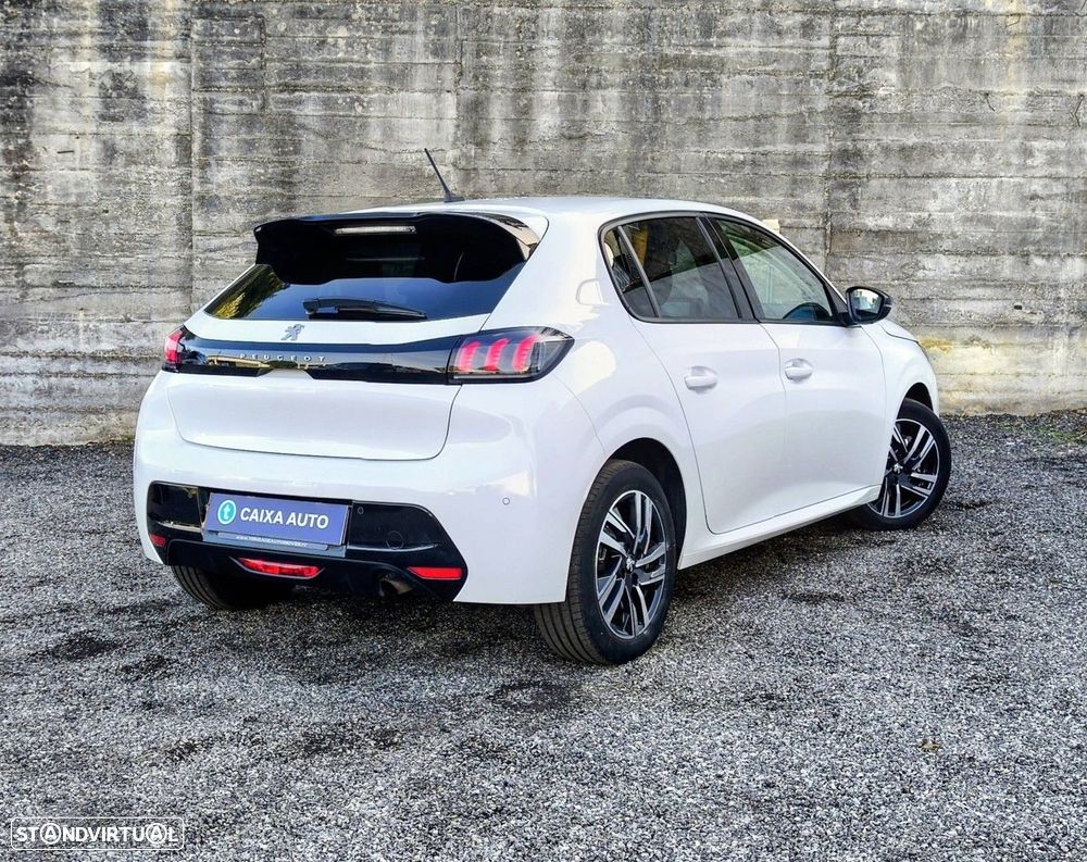 Peugeot 208 PureTech 100 EAT8 Allure - 33