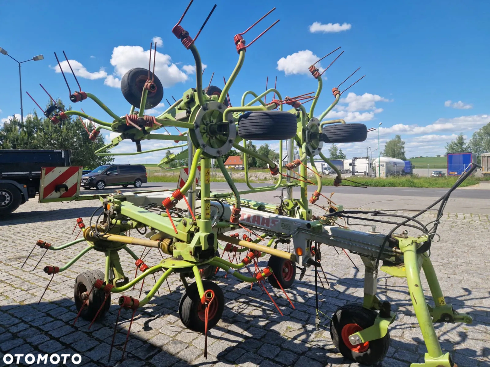 Claas Volto 1050T Przetrząsarka - 4