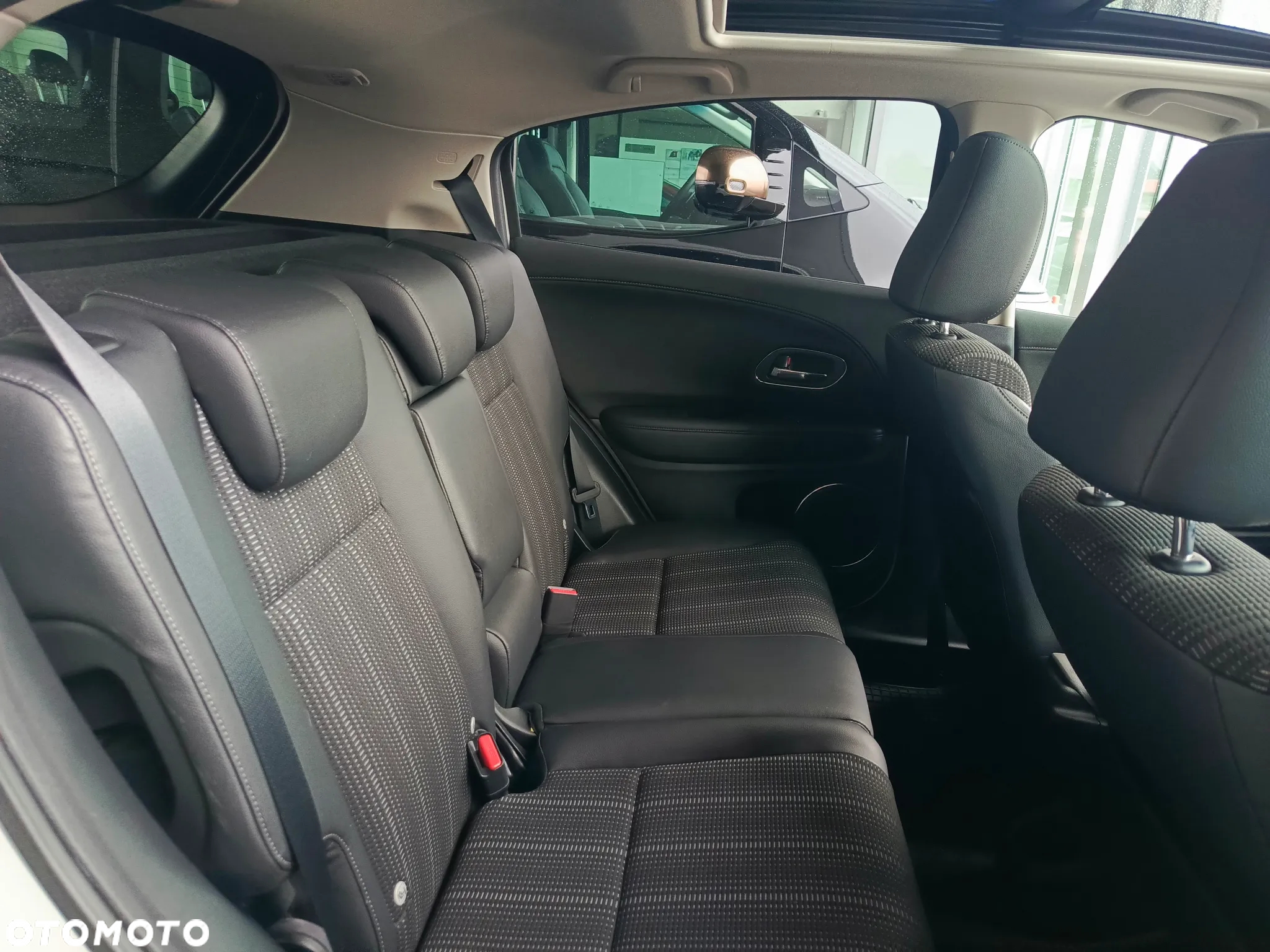 Honda HR-V 1.5 Executive (ADAS) - 22