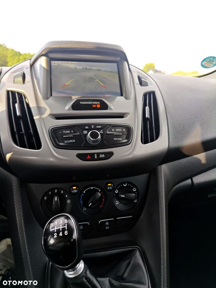 Ford Tourneo Connect Gr 1.5 TDCi Trend - 21