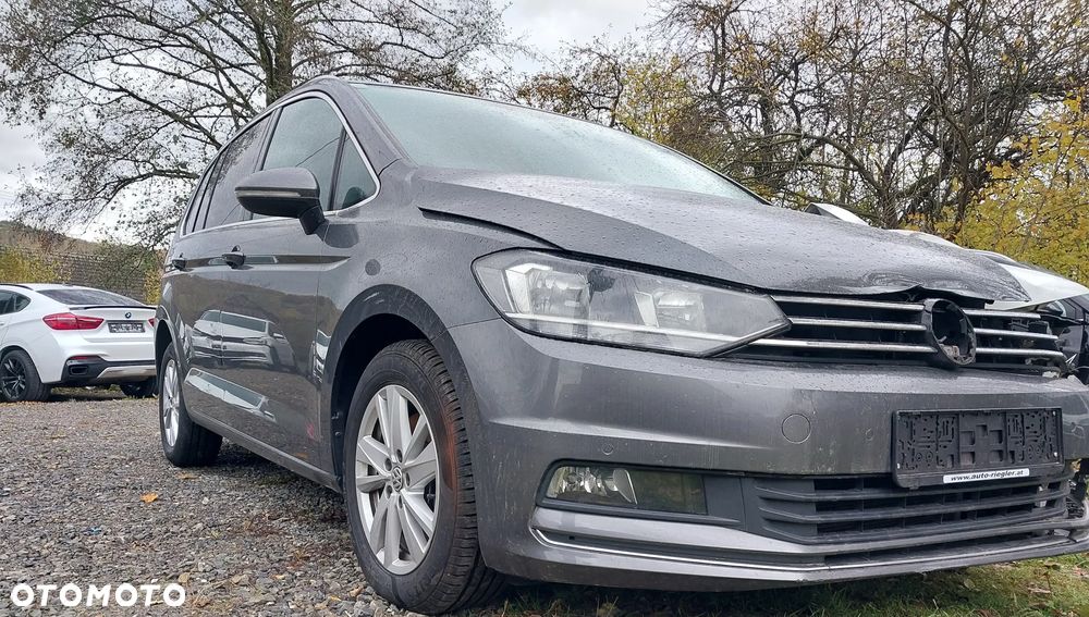 Volkswagen Touran 2.0 TDI SCR (BlueMotion Technology) Highline - 2