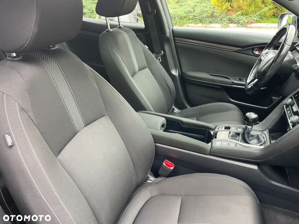 Honda Civic 1.5 i-VTEC Turbo Prestige - 24