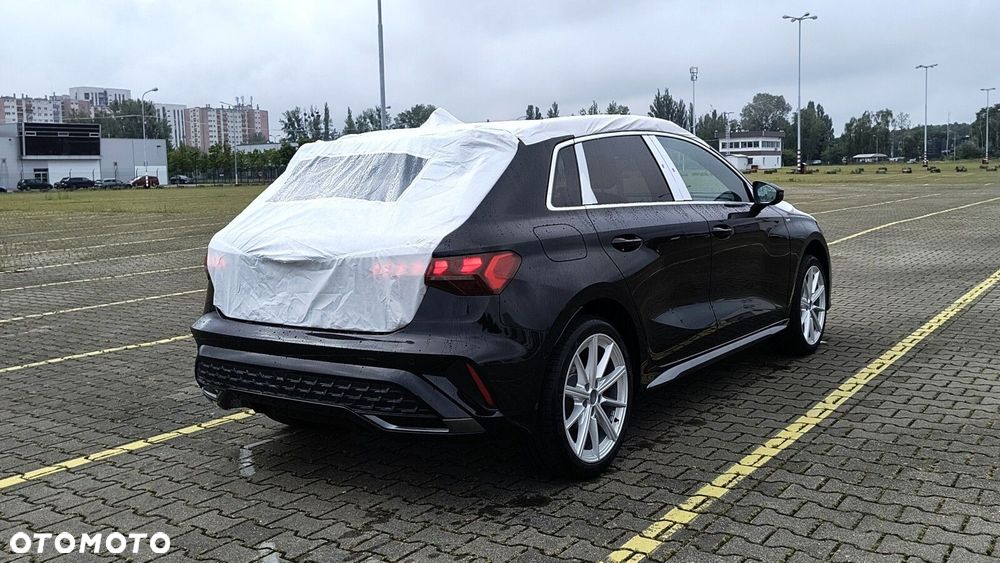 Audi A3 Sportback - 13