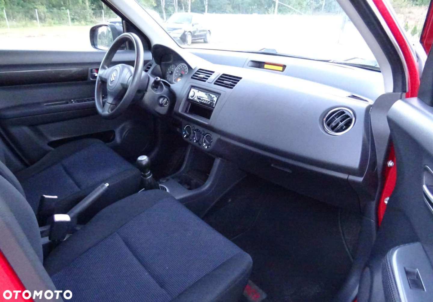 Suzuki Swift - 12