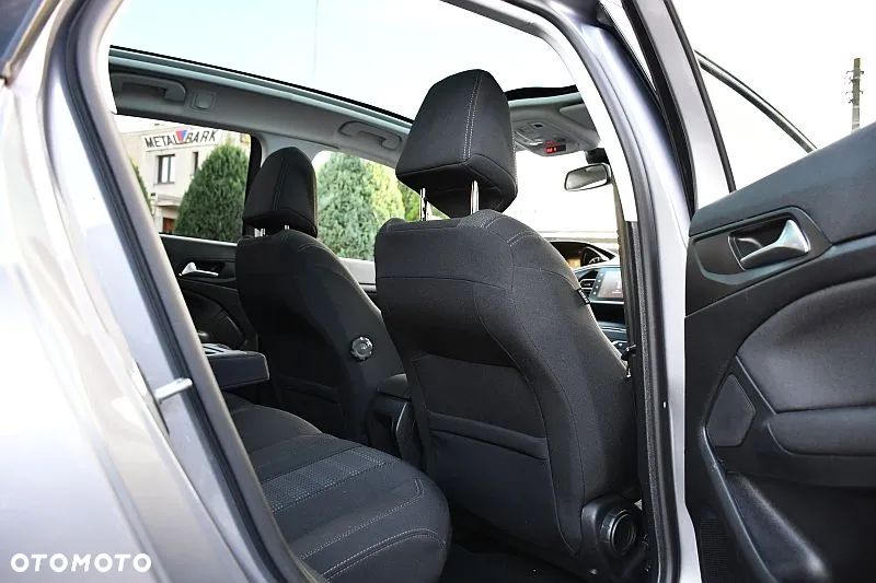 Peugeot 308 SW BlueHDi 120 Stop & Start Allure - 23