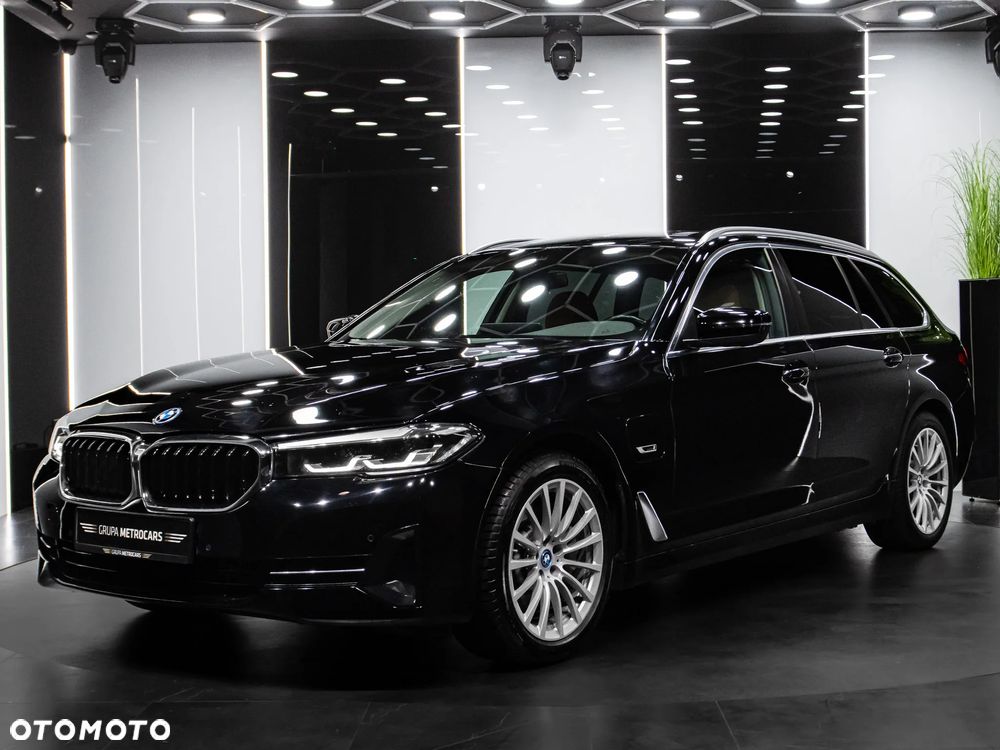 BMW Seria 5 530e PHEV - 2