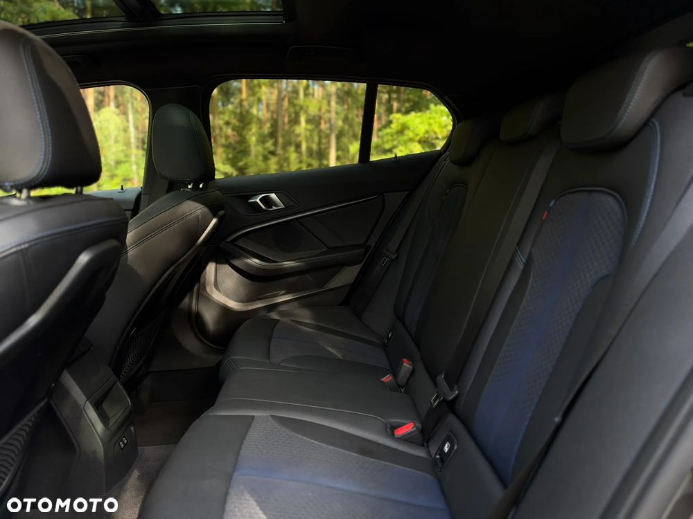 BMW Seria 1 - 33