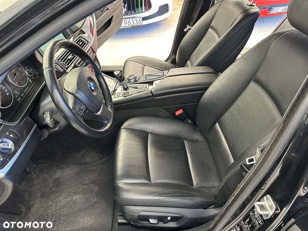 BMW Seria 5 520d Luxury Line - 7
