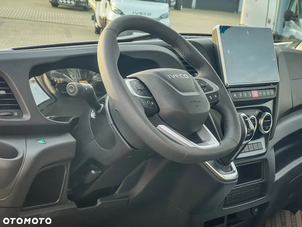 Iveco 35S18HA8 3.0 Diesel 180KM KONTENER 8EPAL + WINDA - 40