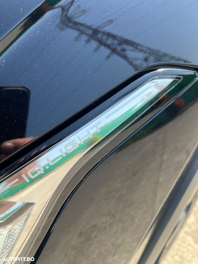 Volkswagen Tiguan - 12