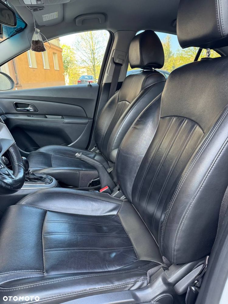 Chevrolet Cruze - 3