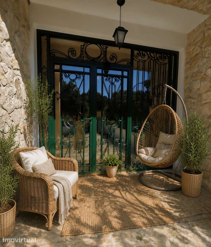 Arrenda-se — Moradia T4 remodelada perto Lisboa (Qta Anjo) -€1.990/mês - Grande imagem: 2/16