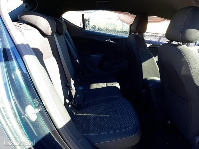 Peças Opel Astra K (B16) 1.6 CDTi 2017 - 10