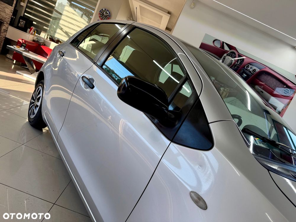 Toyota Yaris 1.0 Luna A/C - 9