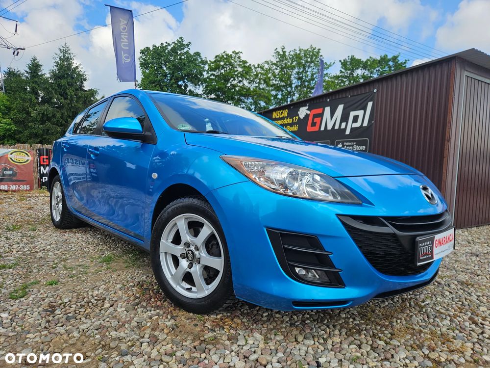 Mazda 3 1.6 Active + - 3