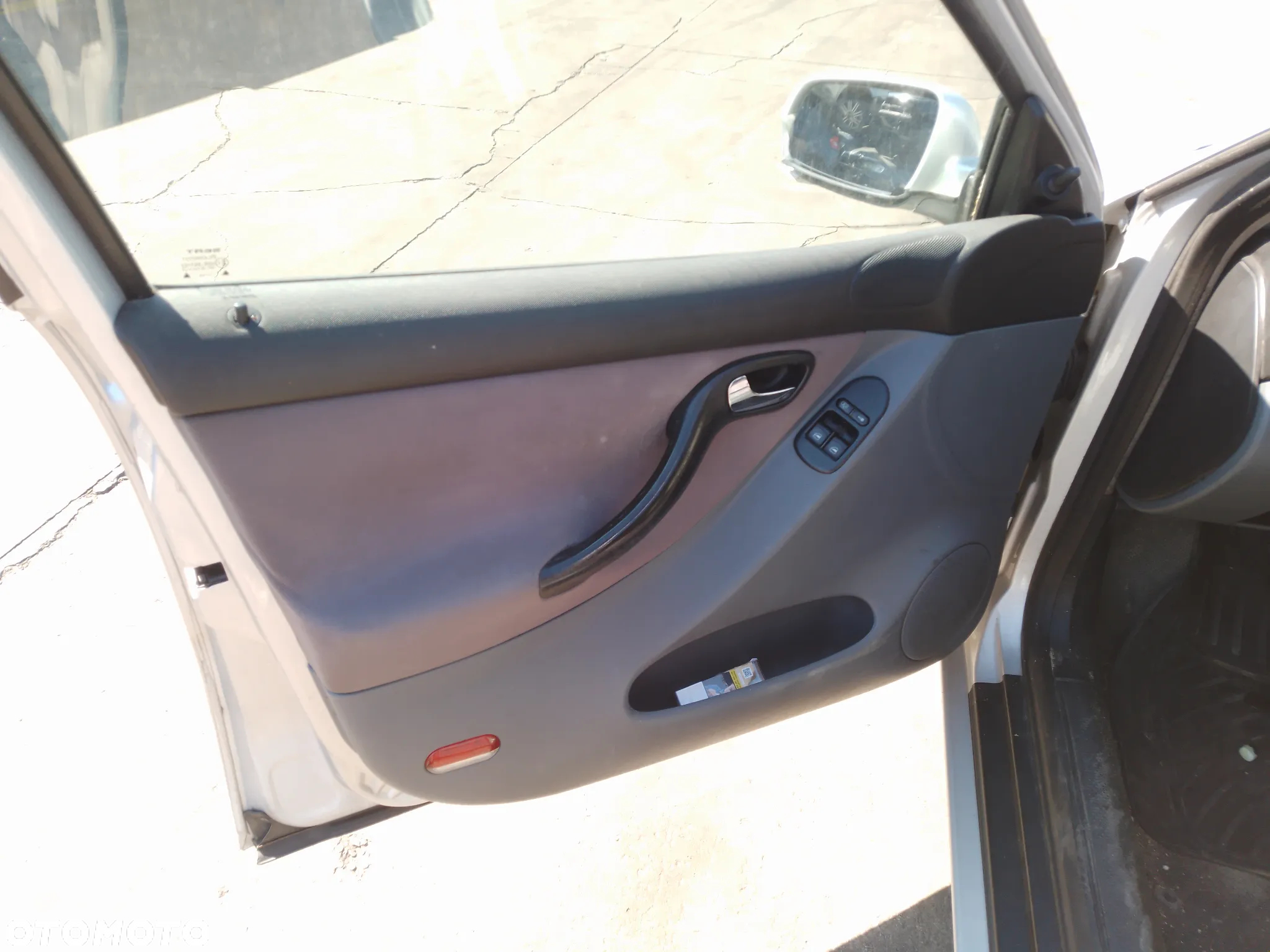 SEAT TOLEDO II 98-05 1.9 TDI LAMPA TYŁ PRAWA LEWA - 25